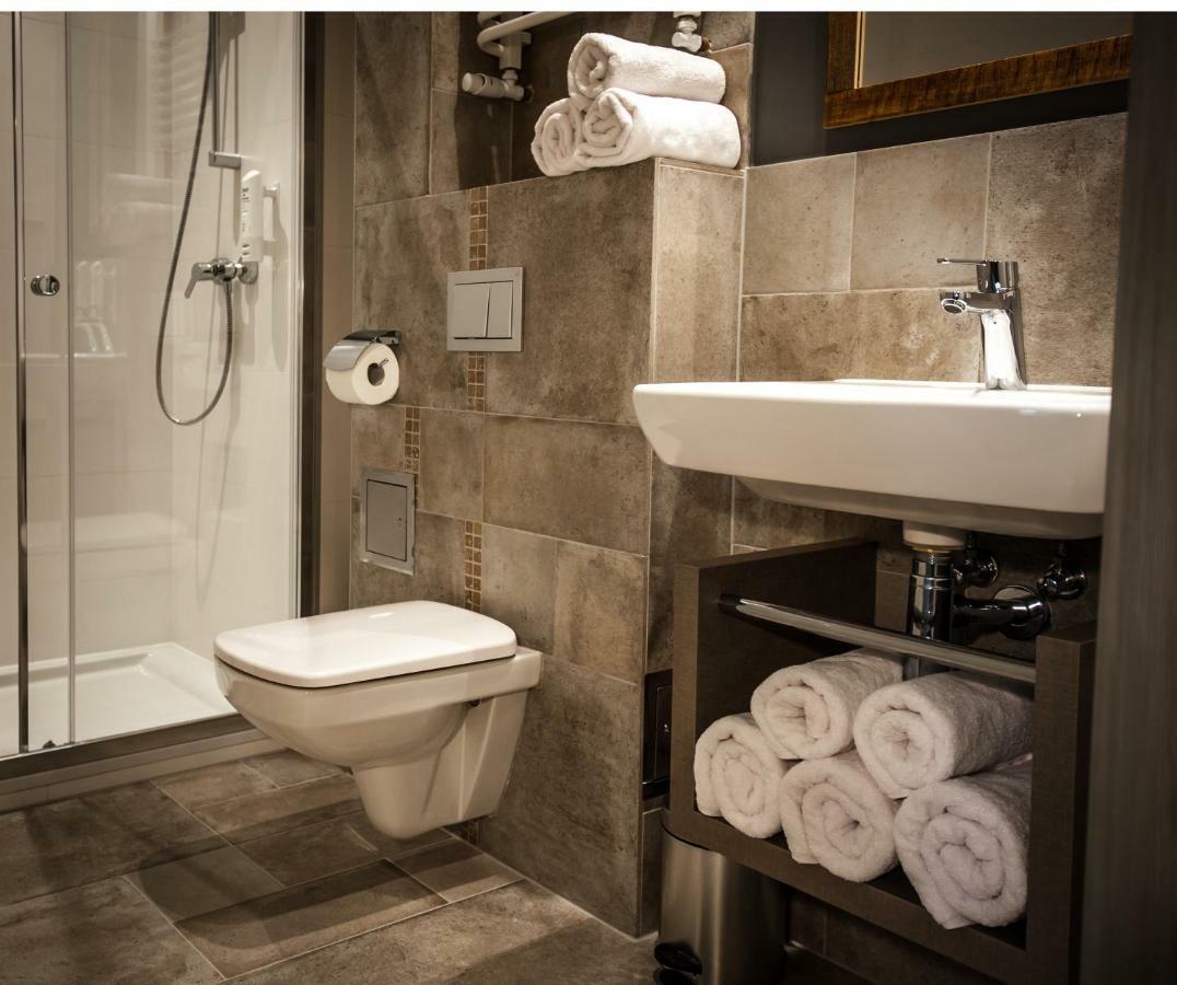 Hotel Akademia Kuraszkow Kuraszkow  Esterno foto