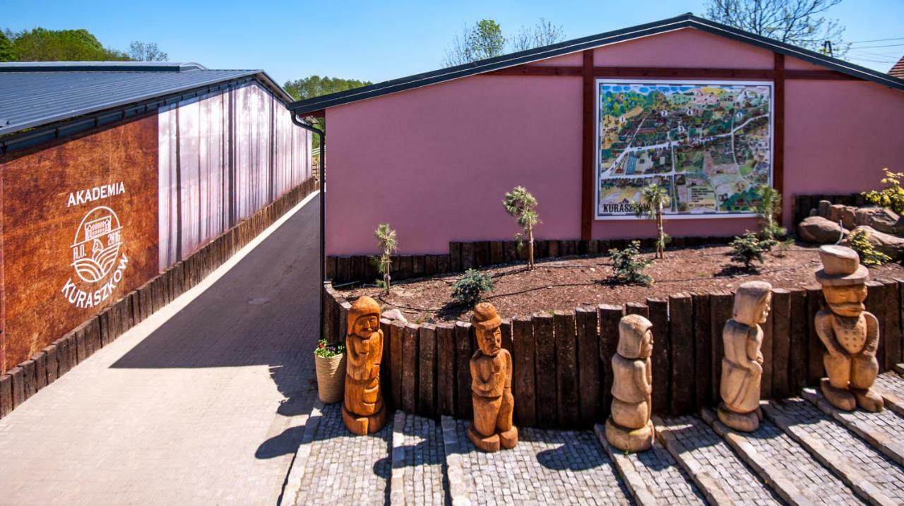 Hotel Akademia Kuraszkow Kuraszkow  Esterno foto
